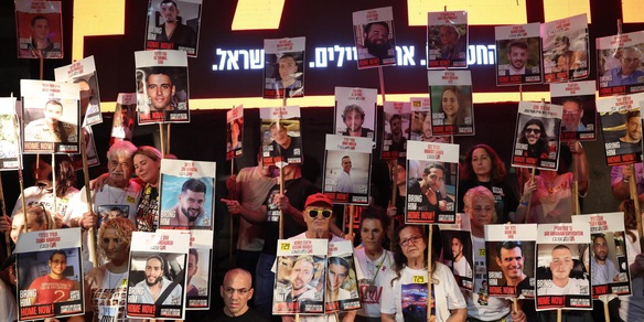 Israele,dimostranti davanti case ministri 'liberare ostaggi'