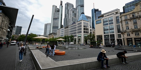 Borsa: Europa fiacca nel finale, New York debole, Milano -0,1%