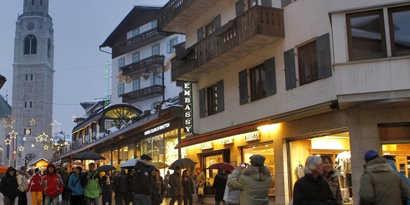 Cercano infiltrarsi negli appalti Olimpiadi 2026, tre arresti