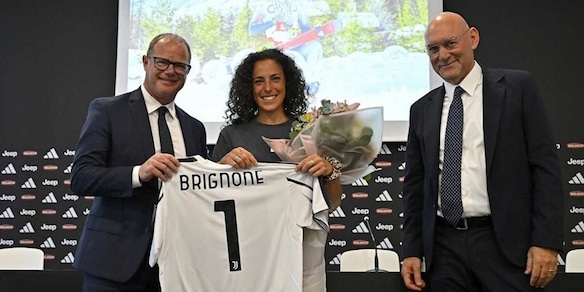 Brignone ospite della Juve a Vinovo: c'è una maglia speciale per Federica