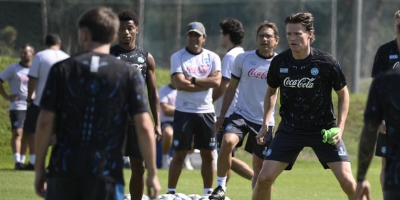 Il Napoli si allena con l’Avellino: il programma di Conte per la sosta nazionali