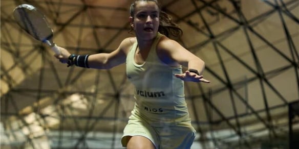 Dall'Osasuna alla 'pala', la baby-talento Martina Calvo non si ferma più:"Giocavo a calcio, tifo Inter e Barcellona, ma il padel mi ha stregato"