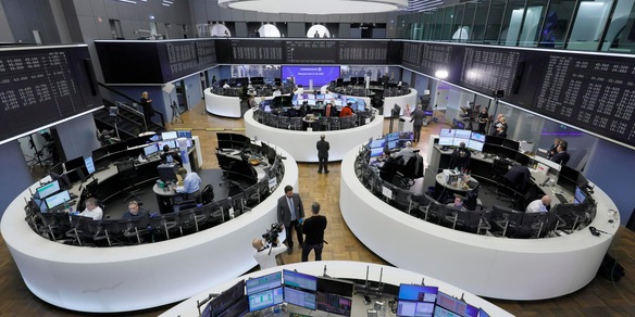 Borsa: Europa incerta dopo avvio Wall Street, Milano -0,32%