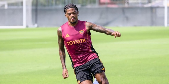 Bailey, 50 giorni dopo: il viaggio del barbiere, il mare, la famiglia. Ora è pronto a prendersi la Roma