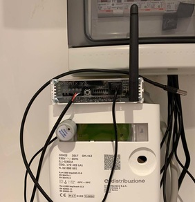 Boom bollette, in 10 anni +74% per la luce, +47% per l'acqua