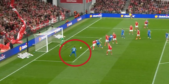 Tsimikas, l'errore con la Grecia a due passi dalla porta della Danimarca è incredibile