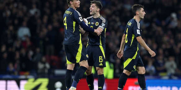 McTominay fa volare la Scozia. Lazio, Castellanos ko