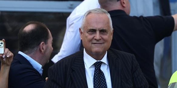 Lazio, il duro comunicato: “Nessuna trattativa per la cessione”