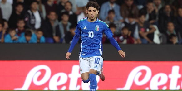 Italia U21, Pafundi lascia il ritiro: non giocherà contro l'Armenia