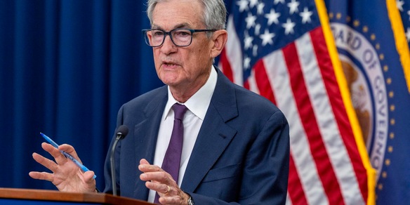 Powell, più rischi al ribasso per il mercato del lavoro Usa