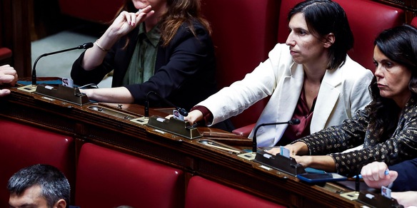 Schlein,Meloni ci dà dei terroristi per distrarre attenzione