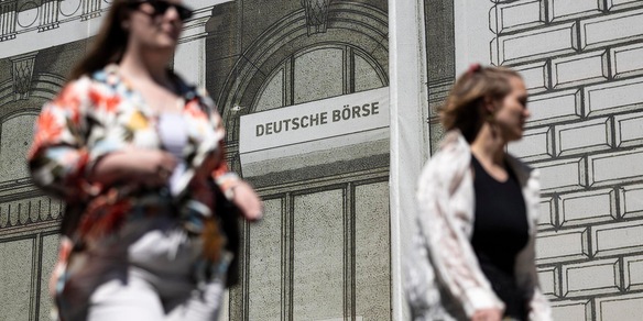 Borsa: l'Europa apre in lieve rialzo dopo Powell