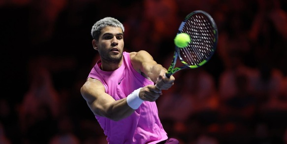 Six Kings Slam, Alcaraz vola in finale: Fritz ko in due set