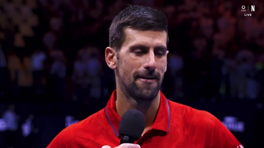 Djokovic: "Scusate ma non è mai bello quando ti prendono a calci in c..."