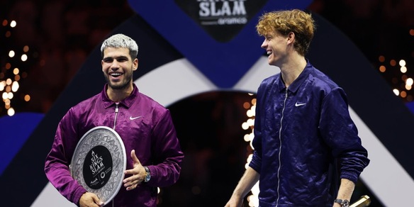 Sinner ha superato Alcaraz in testa alla classifica dei guadagni: ecco le cifre incassate da Jannik e Carlos finora