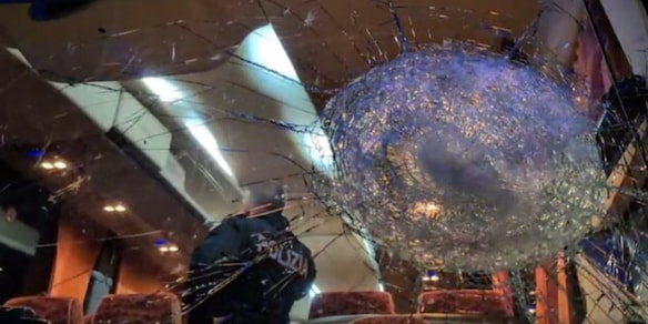 Basket sotto shock: assalto al pullman dei tifosi di Pistoia, muore un autista