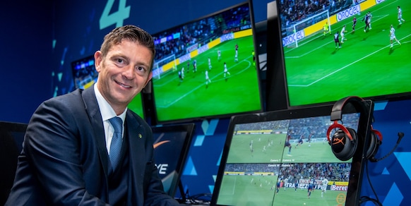 Bufera arbitri: "Milan-Fiorentina, no rigore e no Var". Rocchi boccia Marinelli e Abisso, fermati