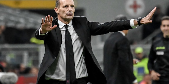 Calcio: Allegri 'niente fuga, restiamo con piedi per terra'