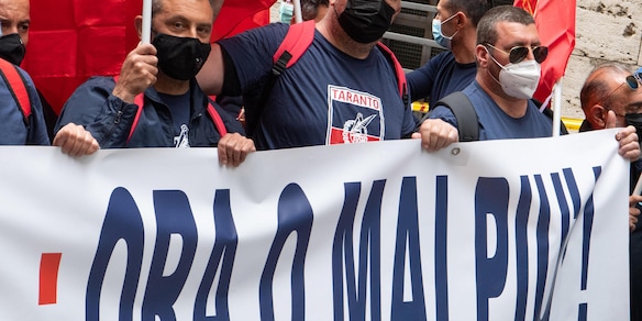 Sindacati a palazzo Chigi su ex Ilva nonostante rinvio