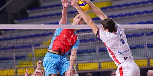 Pineto e Aversa in testa, Brescia ad un punto