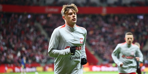 Striscione al Colosseo contro Zalewski 'tradire amico infamità'