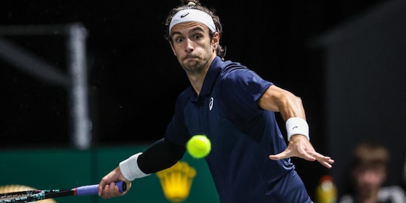 Auger-Aliassime batte Vacherot, per Musetti si complicano le Atp Finals: cosa cambia nella Race