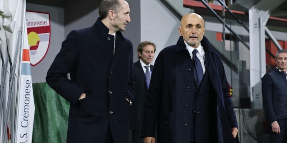 Spalletti emozionato per la prima con la Juve contro la Cremonese: tutte le foto del suo esordio in panchina
