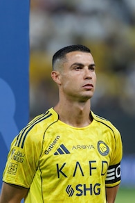 Cristiano Ronaldo, il ritiro si avvicina: "Piangerò ma sono pronto. Messi? Non è migliore di me"