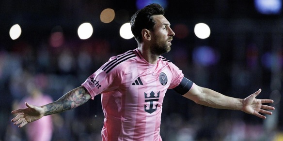 Messi ancora decisivo in Mls: doppietta e Inter Miami ai playoff