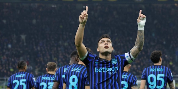 Lautaro e Bonny puniscono la Lazio, l'Inter aggancia la Roma in testa