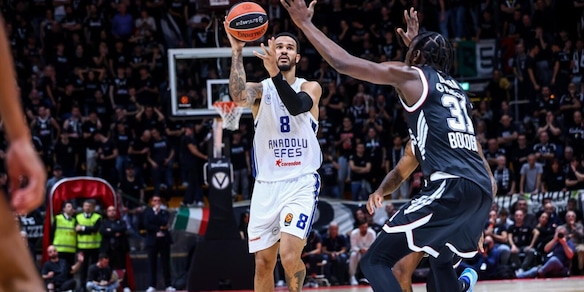 Eurolega, la Virtus torna al successo contro l'Anadolu Efes