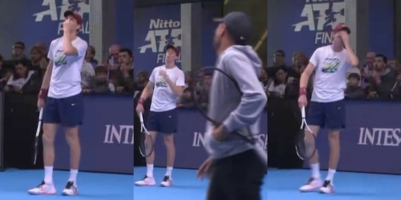 Sinner ferma l'allenamento per seguire Bolelli e Vavassori: la reazione con Vagnozzi è virale