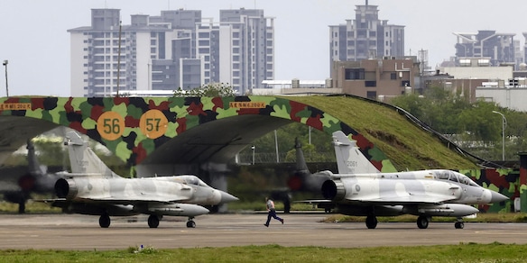 Taipei, 'Usa hanno approvato vendita di armi a Taiwan'