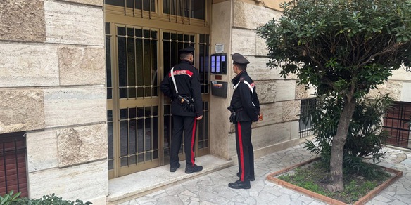 Giovane precipita da un b&b a Roma, arrestato un 25enne