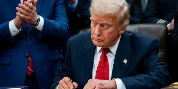 Cnn, funzionari Usa vogliono dissuadere Trump sui test nucleari