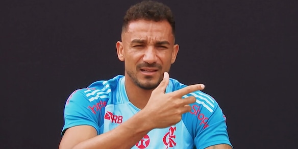 Danilo annuncia il ritiro e non dimentica la Juve: "Agnelli maestro, Buffon idolo, pensavo di finire la carriera lì"