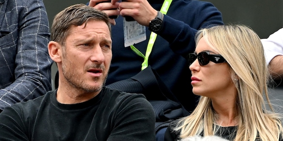 Totti e Noemi, chi sarà il nuovo vicino di casa vip e i retroscena sul trasloco