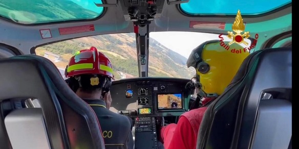 Esonda il Torre nel Goriziano, persone sui tetti delle case