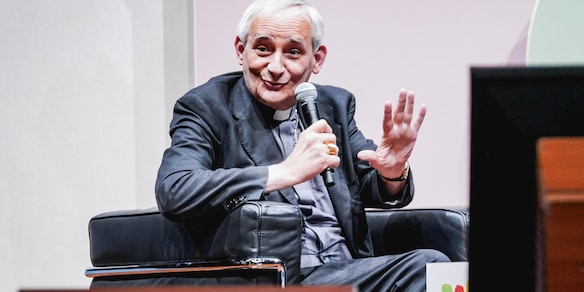 Zuppi, parrocchie aperte a tutti, no ad accessi limitati