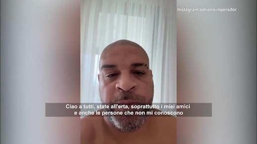 Adriano lancia l'allarme: "Hanno clonato la mia voce"