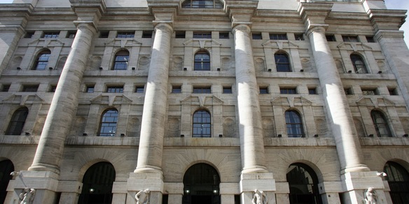 Borsa: Milano chiude in forte calo, Ftse Mib -2,1%