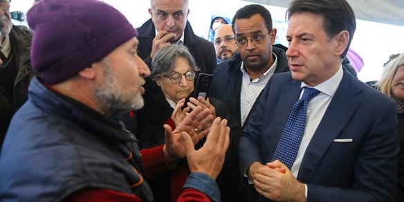 Conte, con la guerra al Quirinale FdI distrae l'attenzione