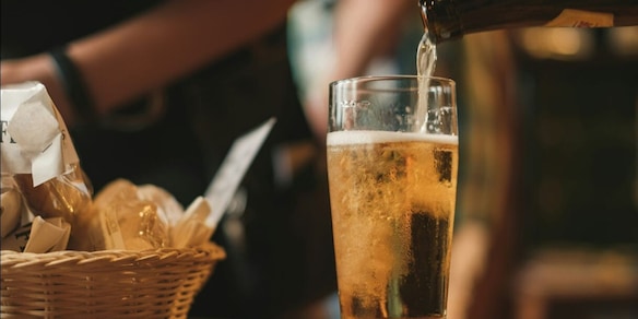 Il tipo di birra che gonfia meno la pancia, secondo gli specialisti