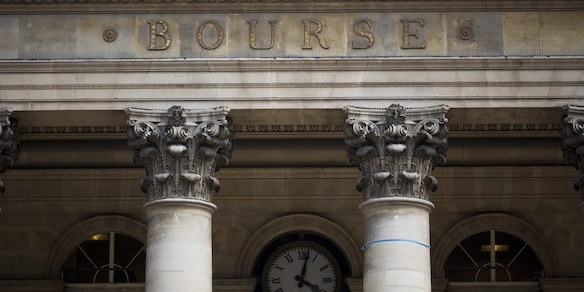 Borsa: l'Europa parte in calo, Parigi -1,3%