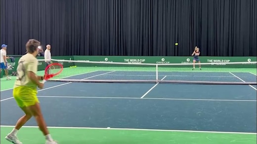 Cobolli è carico: l’allenamento prima della finale in Coppa Davis