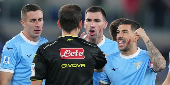 Moviola Lazio-Lecce: Arena stecca, due errori sui gol annullati