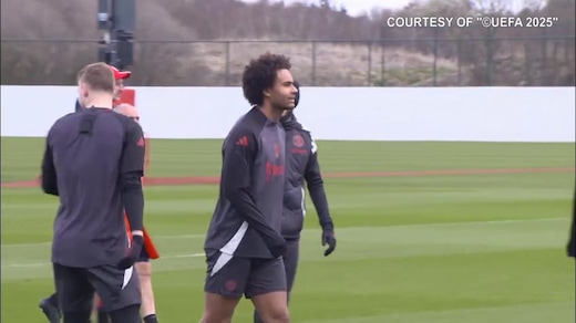 Il Manchester United pensa alla cessione di Zirkzee