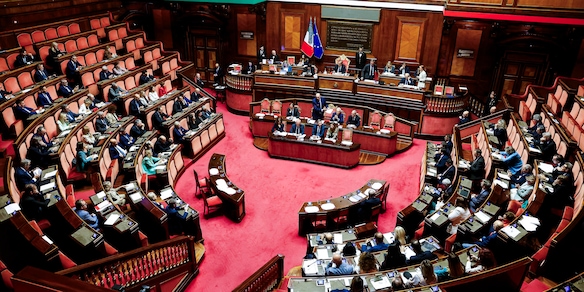 Il Senato approva il decreto flussi, è legge