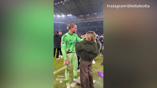 Lo Schalke 04 vince lo scontro al vertice: Karius festeggia con Diletta e la figlia