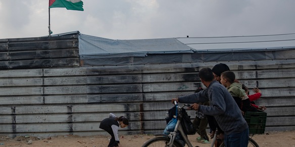 Media, due bambini uccisi da drone israeliano a Khan Yunis